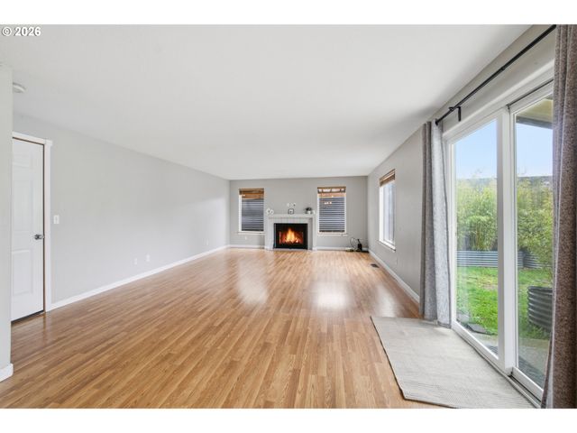 245 TRILLIUM St, St Helens, OR 97051