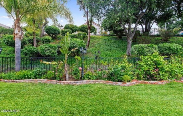 408 Oak Haven Court, Oak Park, CA 91377