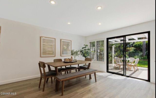 408 Oak Haven Court, Oak Park, CA 91377
