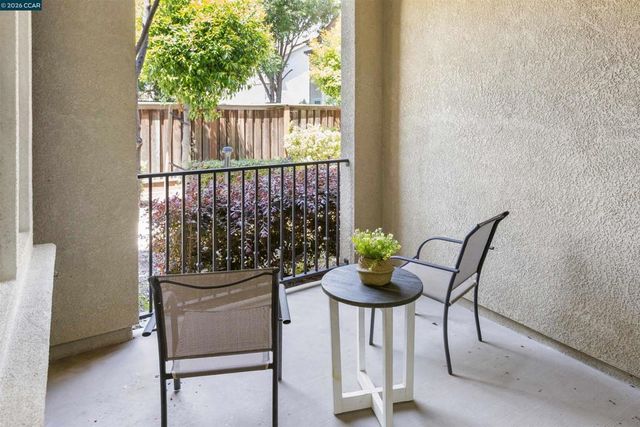 1552 glenn st, Hayward, CA 94545