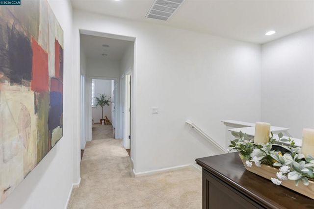 1552 glenn st, Hayward, CA 94545