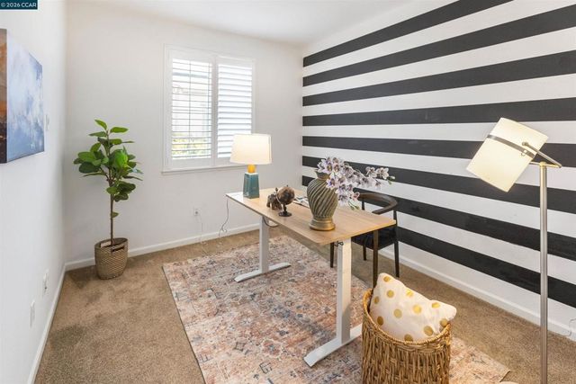 1552 glenn st, Hayward, CA 94545