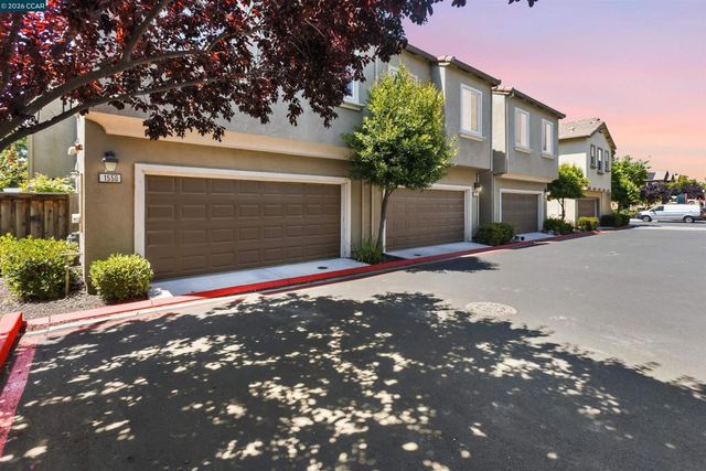1552 glenn st, Hayward, CA 94545