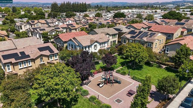 1552 glenn st, Hayward, CA 94545