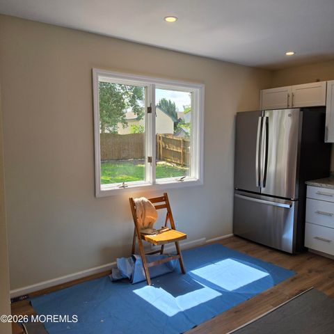 939 Gloucester Drive, Toms River, NJ 08753