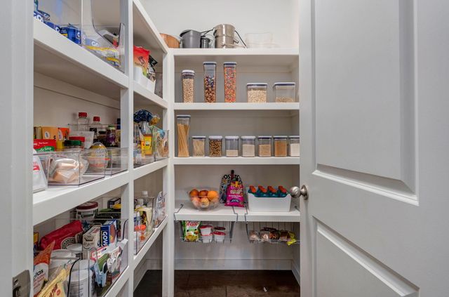 2482 W Camino Alto Street, Springfield, MO 65810