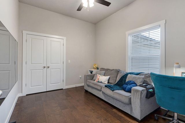 2482 W Camino Alto Street, Springfield, MO 65810