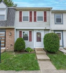 110 Pepperwood Place, Englewood, OH 45322