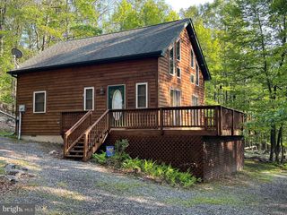 1000 CARDINAL VIEW RD, Paw Paw, WV 25434
