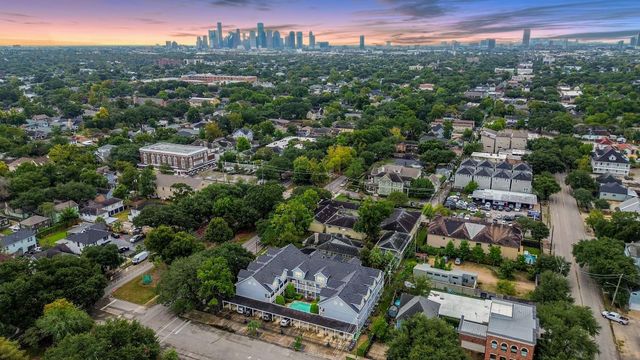 1621 Heights Boulevard 14, Houston, TX 77008