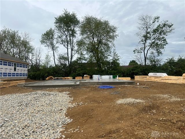 1329 Baybury Avenue, Xenia, OH 45385