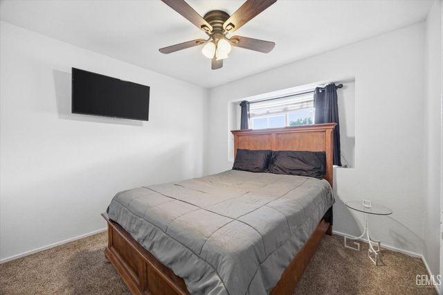 4517 Kaytlain Avenue, Bakersfield, CA 93313