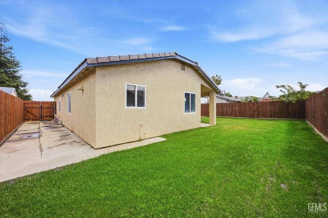 4517 Kaytlain Avenue, Bakersfield, CA 93313