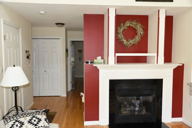 11 Royal Lane, Raymond, NH 03077