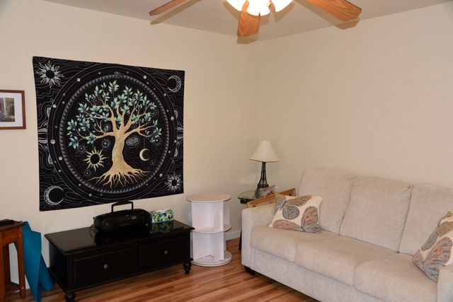 11 Royal Lane, Raymond, NH 03077