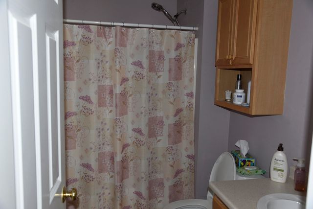 11 Royal Lane, Raymond, NH 03077