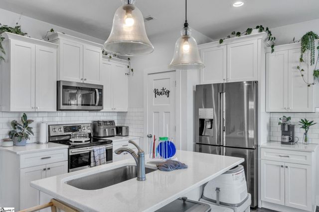 141 Cochran Road, Inman, SC 29349