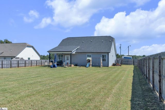 141 Cochran Road, Inman, SC 29349