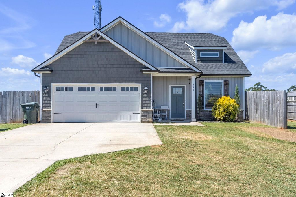 141 Cochran Road, Inman, SC 29349