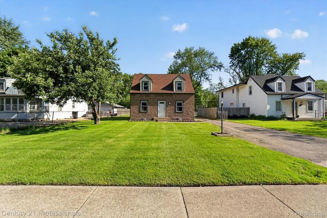 28524 7 Mile Road, Livonia, MI 48152