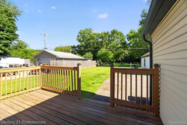28524 7 Mile Road, Livonia, MI 48152