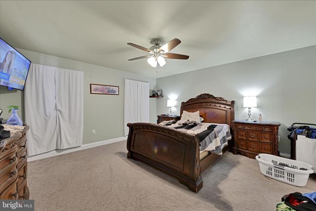 425 JOY CIR, Leola, PA 17540