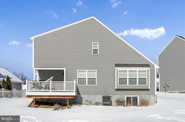 425 JOY CIR, Leola, PA 17540