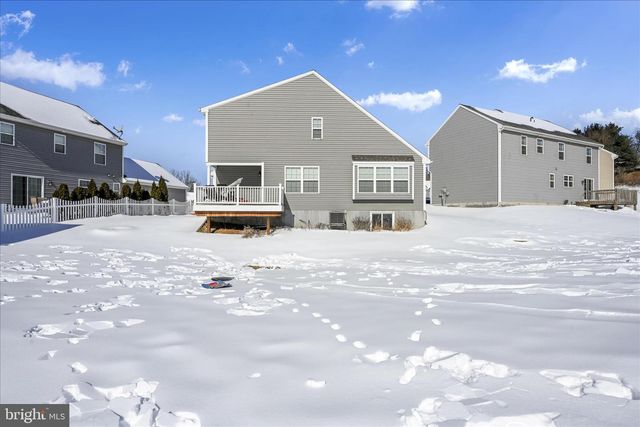 425 JOY CIR, Leola, PA 17540