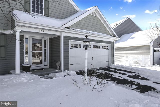 425 JOY CIR, Leola, PA 17540
