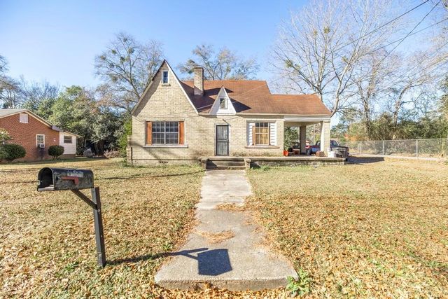 896 Roseview Drive, Macon, GA 31217