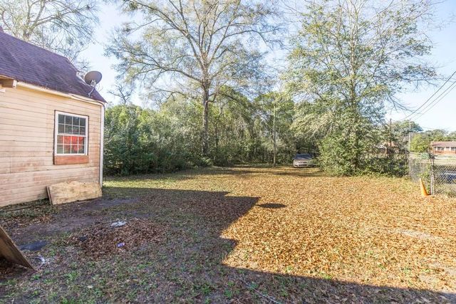 896 Roseview Drive, Macon, GA 31217