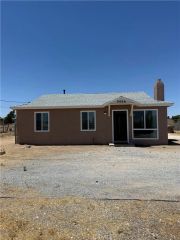 9966 Locust Avenue, Hesperia, CA 92345