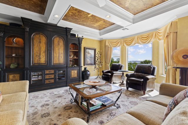 1533 NE Outrigger Landings Drive 3-205, Jensen Beach, FL 34957