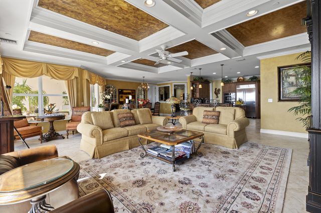 1533 NE Outrigger Landings Drive 3-205, Jensen Beach, FL 34957