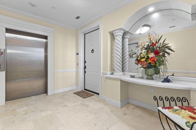 1533 NE Outrigger Landings Drive 3-205, Jensen Beach, FL 34957