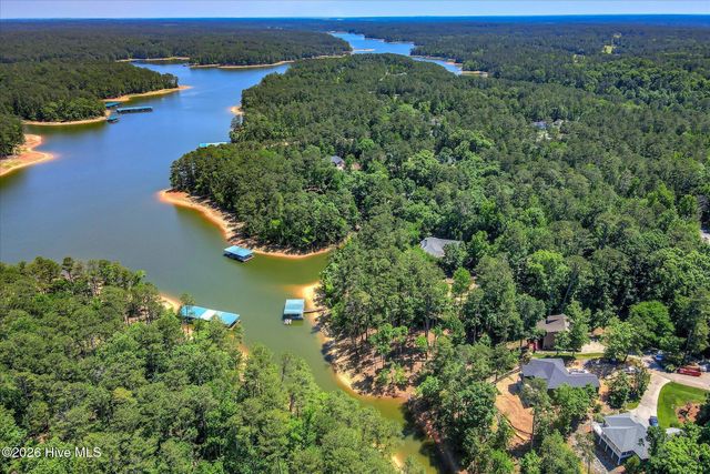 303 Cuttysark Point, Mc Cormick, SC 29835