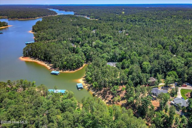 303 Cuttysark Point, Mc Cormick, SC 29835