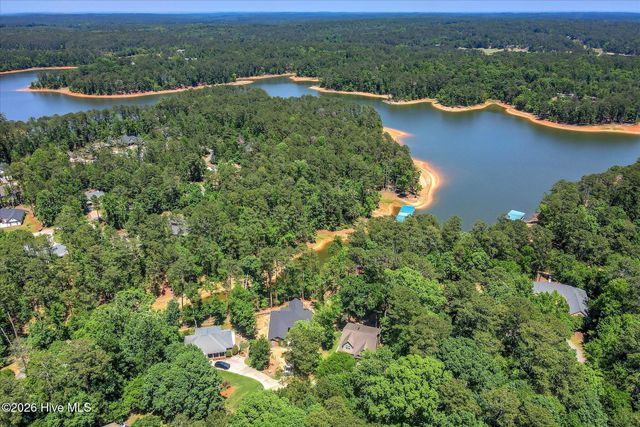 303 Cuttysark Point, Mc Cormick, SC 29835