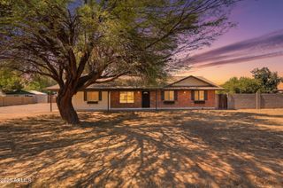 2266 E Willis Road, Gilbert, AZ 85297