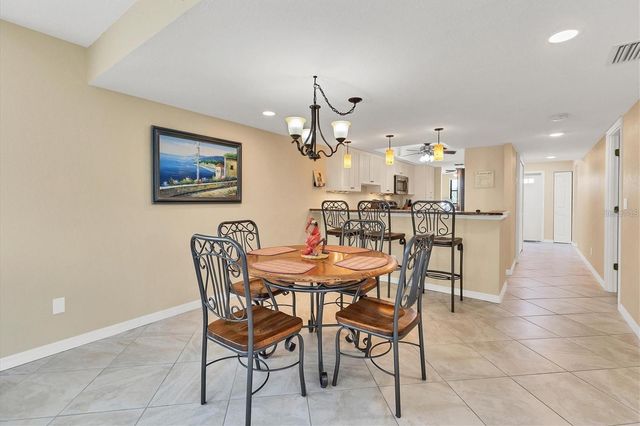 8776 MIDNIGHT PASS ROAD C307, Sarasota, FL 34242