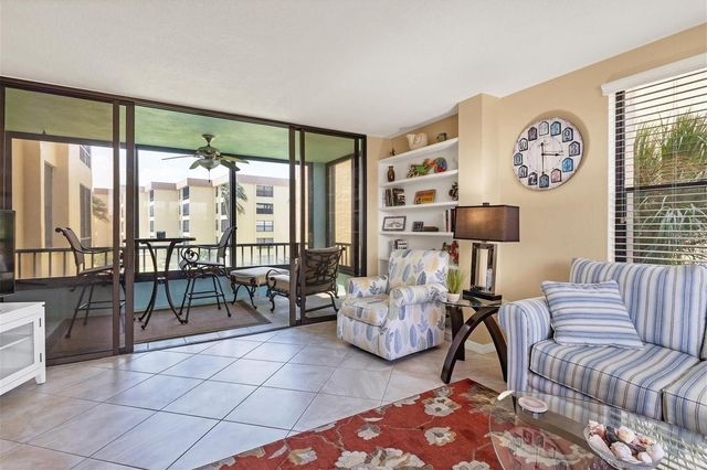 8776 MIDNIGHT PASS ROAD C307, Sarasota, FL 34242