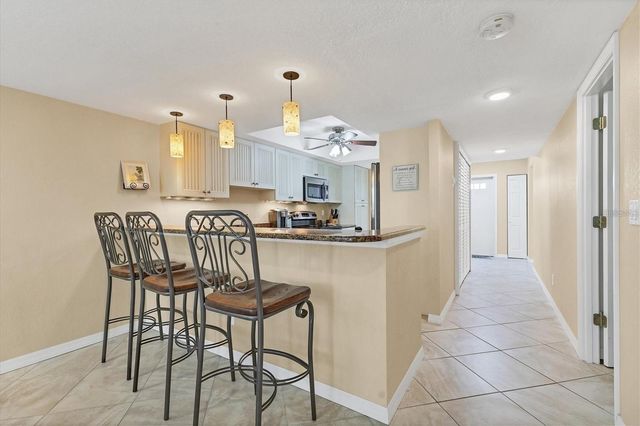 8776 MIDNIGHT PASS ROAD C307, Sarasota, FL 34242