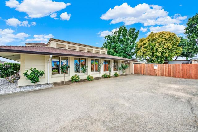 707 Tuolumne St, Vallejo, CA 94590