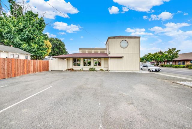 707 Tuolumne St, Vallejo, CA 94590