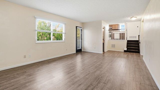 3821 Carriage Run Drive, Hilliard, OH 43026