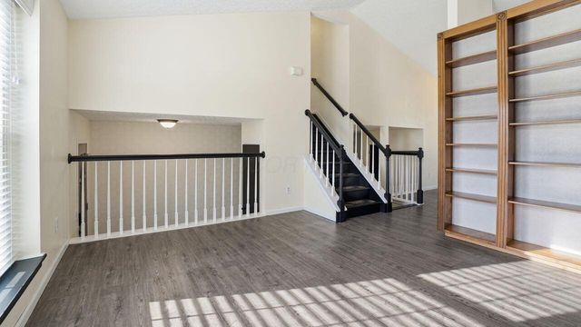 3821 Carriage Run Drive, Hilliard, OH 43026