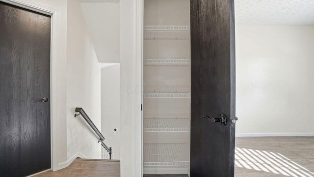 3821 Carriage Run Drive, Hilliard, OH 43026