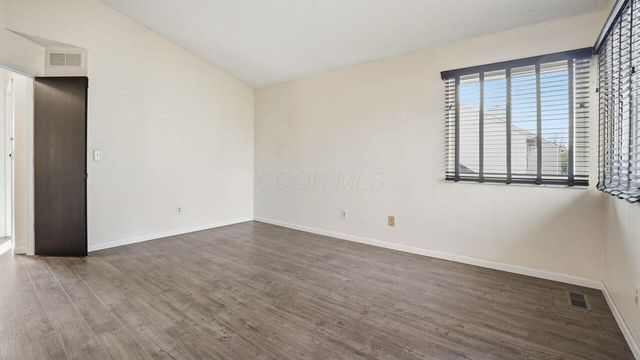 3821 Carriage Run Drive, Hilliard, OH 43026