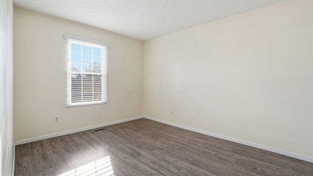 3821 Carriage Run Drive, Hilliard, OH 43026