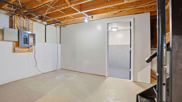 3821 Carriage Run Drive, Hilliard, OH 43026